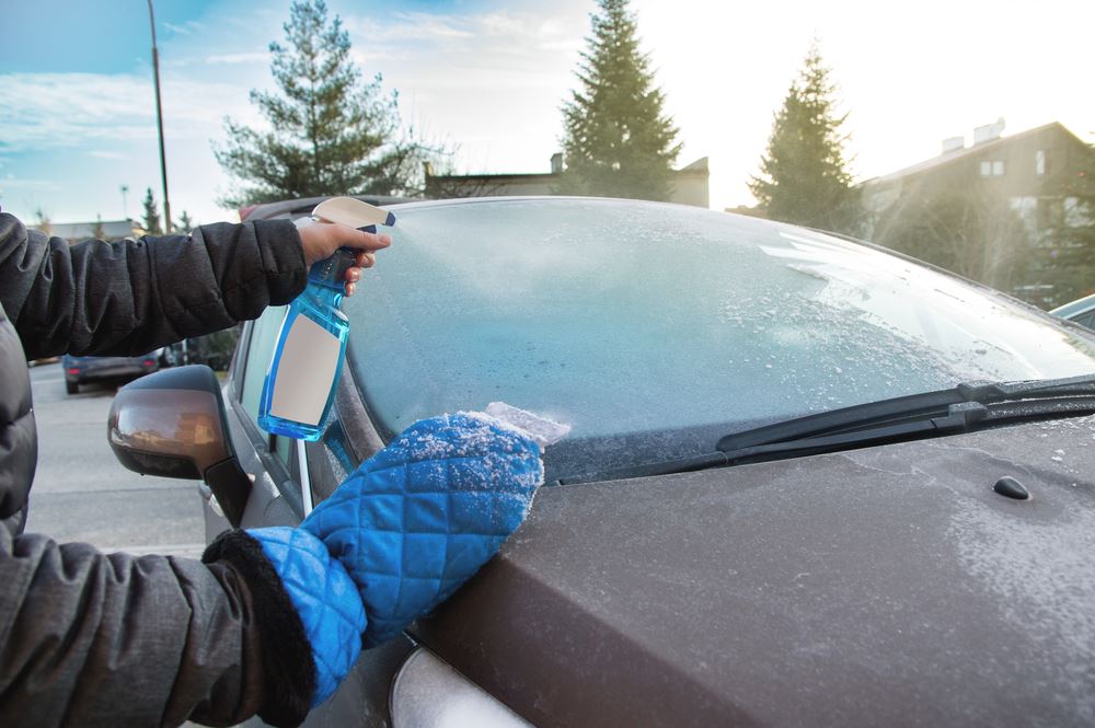 Care my cars | Spray the liquid