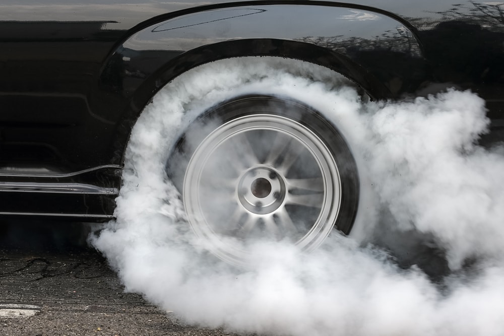 car smells like burning Burning rubble_Care my cars
