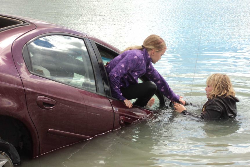 the car when plunged underwater